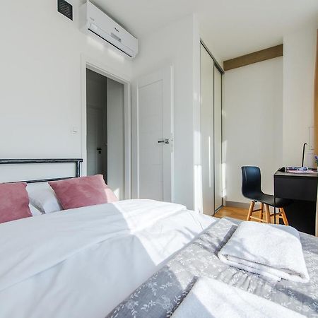 Dworzec Centralny P&O Serviced Apartments Варшава Екстериор снимка