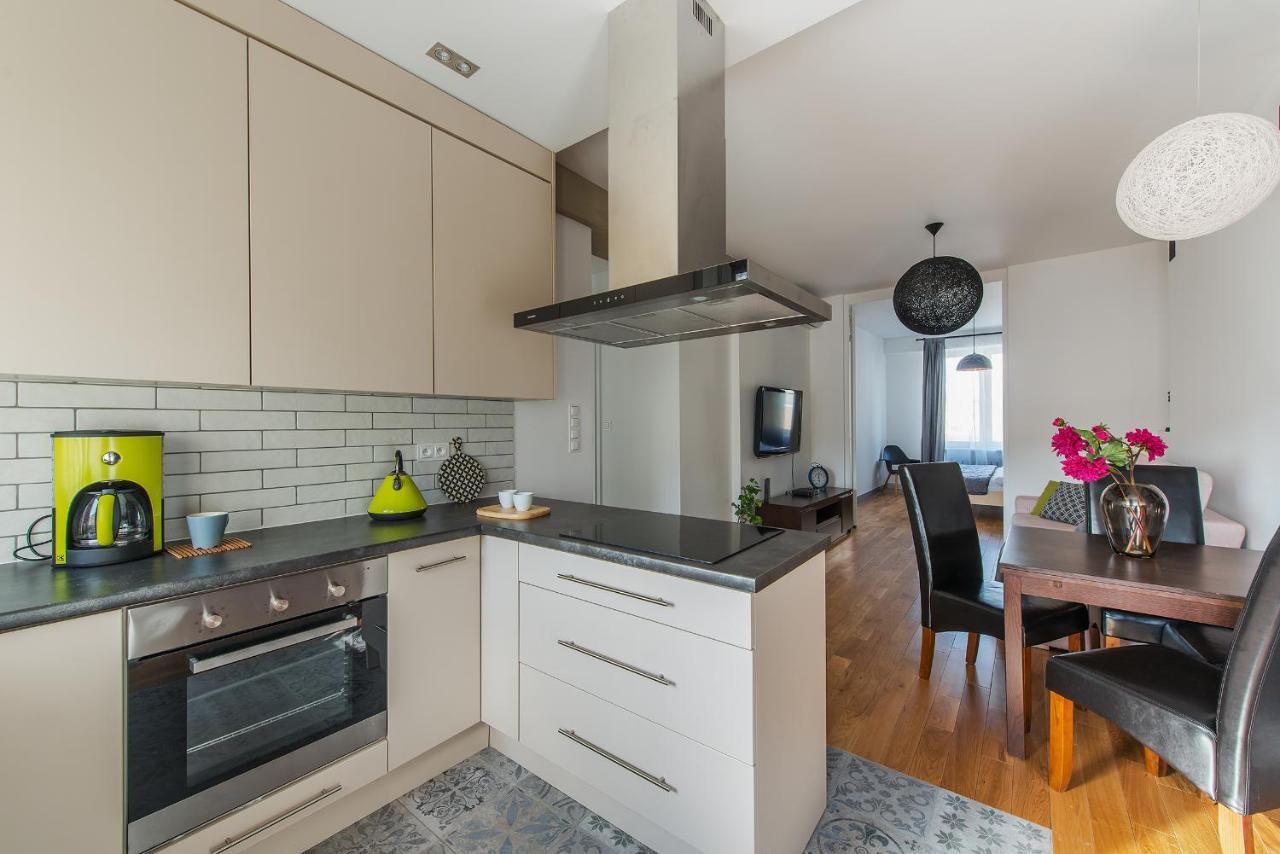 Dworzec Centralny P&O Serviced Apartments Варшава Екстериор снимка