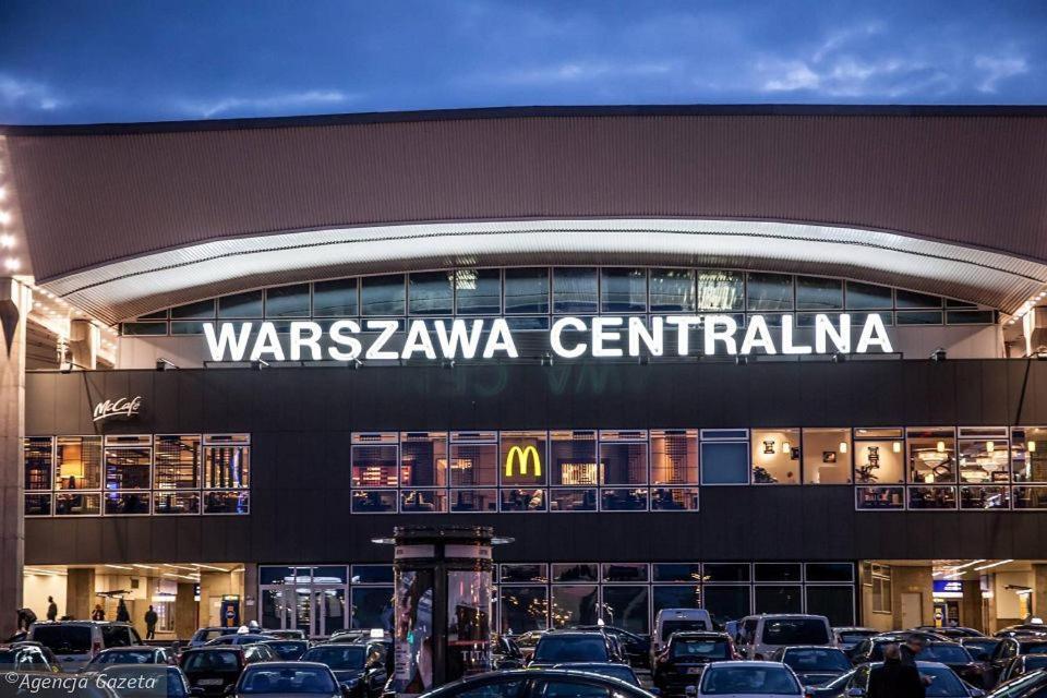 Dworzec Centralny P&O Serviced Apartments Варшава Екстериор снимка